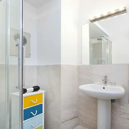 Colosseo Accomodation