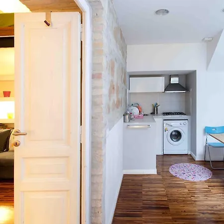 Apartment Colosseo Accomodation *