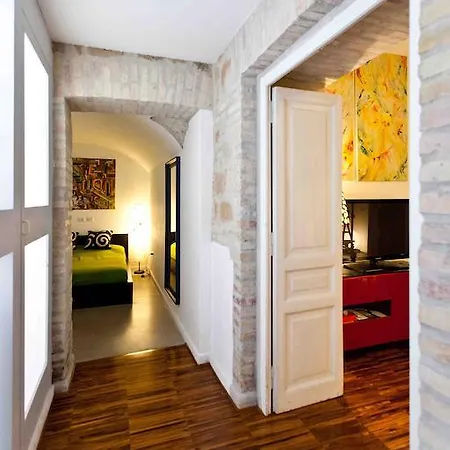 Colosseo Accomodation